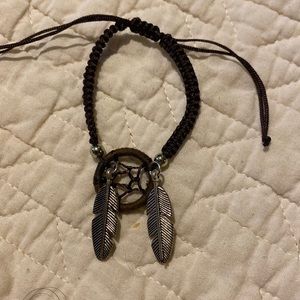 Bracelet dream catcher with feathers